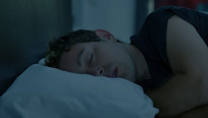 Manfaat Tidur Dengan Lampu Redup